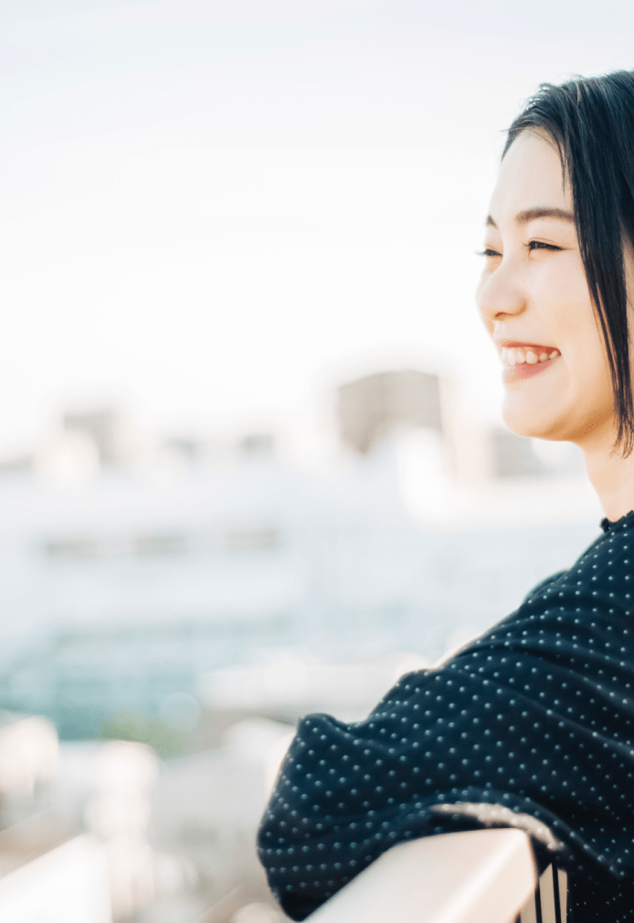 笑顔の女性